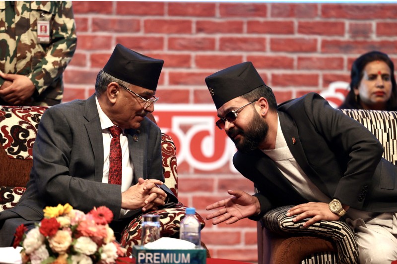 प्रधानमन्त्री वालेन्द्रको वाक्य बसेपछि पूर्व प्रधानमन्त्री प्रचण्डको मुख चिलायो 
