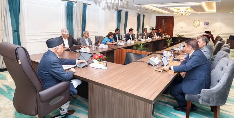 देउवाको सुझाव ओलीले मानेनन्, सामाजिक सञ्जाल निष्क्रिय बनाउने निर्णय भएन फिर्ता