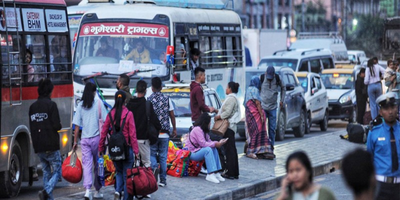 चाडपर्वमा उपत्यका बाहिर जाने यात्रुको सहजताका लागि १५ ठाउँमा सहायता कक्ष