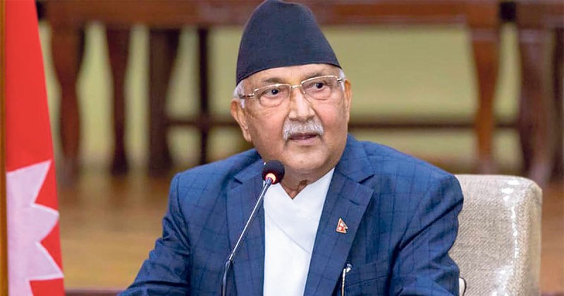 सबै पार्टीका नेतालाई वरिपरी राखेर केपी ओलीले सुनाए फोहोर पुराण