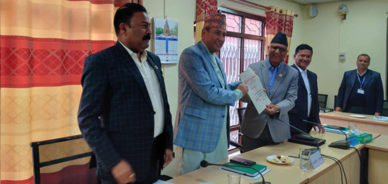 विरोध हुँदा हुँदै किन राखियो दलीय ट्रेड यूनियन ?