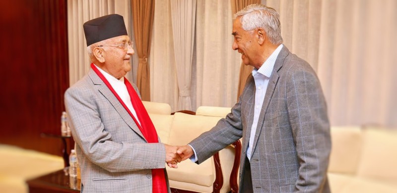 ओली र देउवाले एकले अर्कालाई गलाउने, तत्काललाई राष्ट्र बैंक नीलमले चलाउने