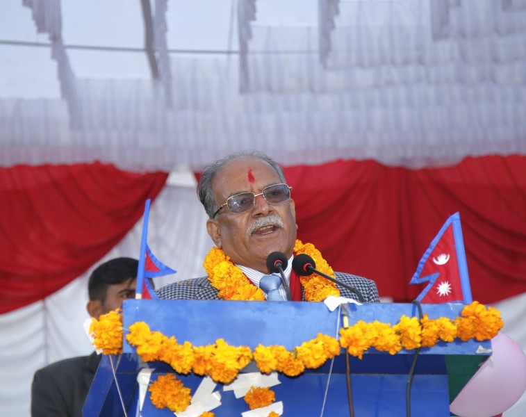 ओली प्रधानमन्त्री हुनु नै देशका लागि दुर्भाग्य भएको भन्दै प्रचण्डले काढे उछितो 
