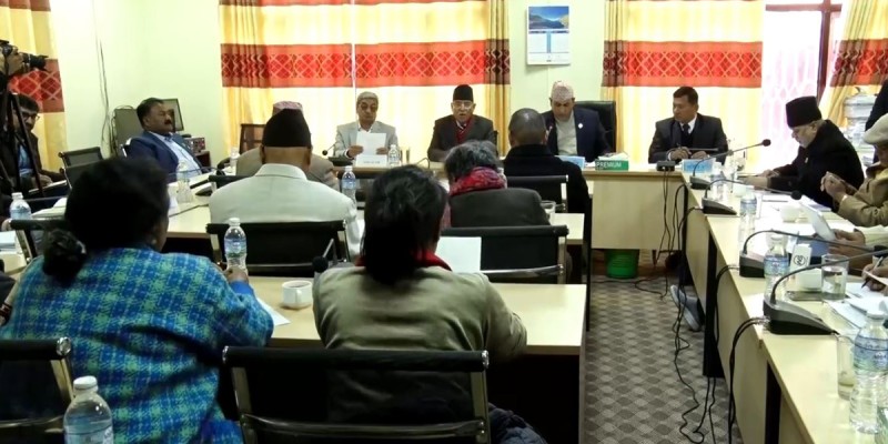 निजी क्षेत्रमा अख्तियारले सुँड पसार्न पाएन, कर्मचारीका हातखुट्टा बाँध्ने हट्यो व्यवस्था