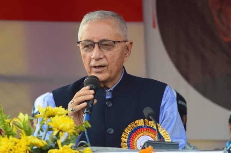 गणतन्त्र खतरामा नरहे पनि सरकारले कमजोरी सच्याउनुपर्ने शेखरको ठहर