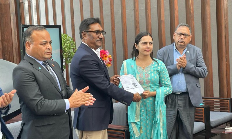 अब अबुधाबी बाटै श्रम स्वीकृतिको काम तमाम हुने 