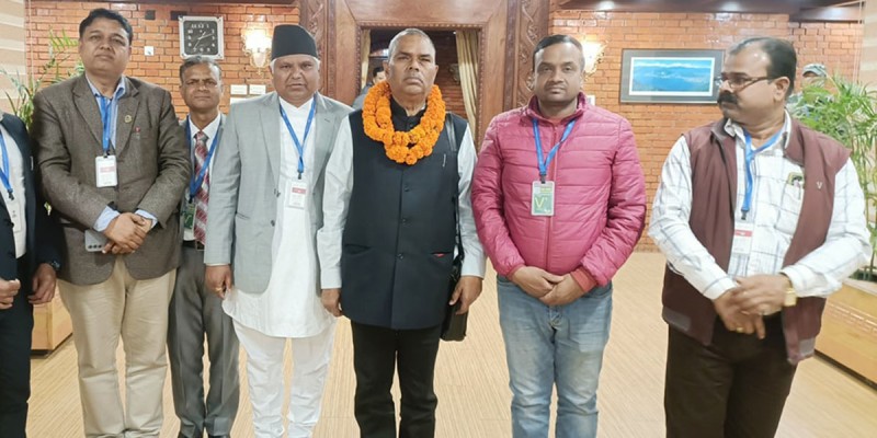 अध्यादेशलाई माझी औंलो देखाएर उपेन्द्र कतार पुगे, सकसमा ओली सरकार