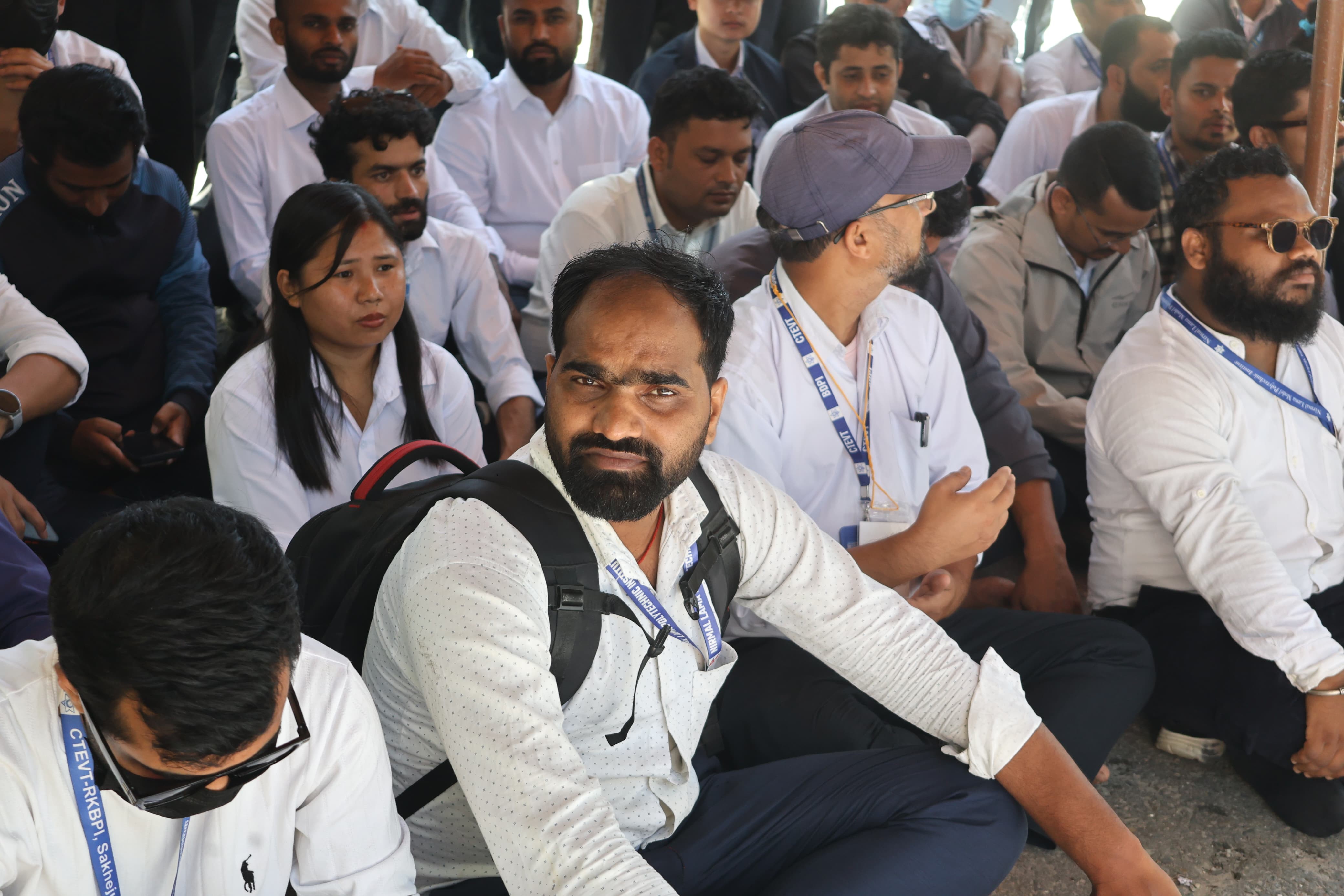 करार र ज्यालादारीमा काम गर्दै आएका कर्मचारी आन्दोलित, यस्ता छन् माग